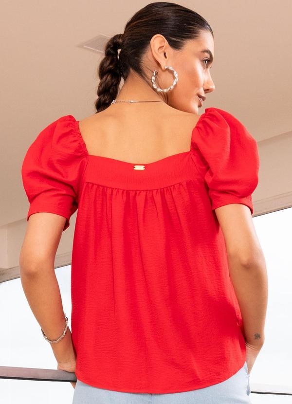Quintess - Blusa Vermelho em Crepe Plano 2