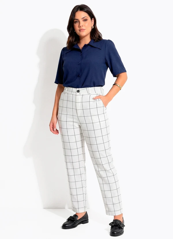 Quintess - Camisa Alfaiataria Azul Marinho com Gola Vintage e Manga Curta 12