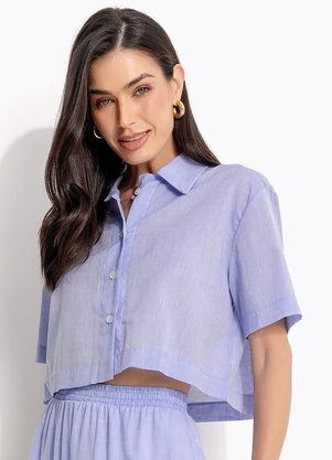 Quintess - Camisa Cropped Azul Claro em Tricoline - QUINTESS