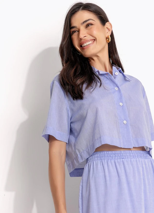 Quintess - Camisa Cropped Azul Claro em Tricoline 7