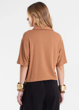 Endless - Camisa Polo Feminina em Visco Maquinetada Marrom - ENDLESS