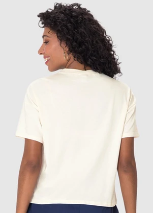 Malwee - Camiseta Ampla Coração Bordado Off White - MALWEE