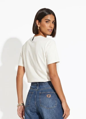 Colcci Jeans - Camiseta com Aplicação Cj Off White - COLCCI JEANS