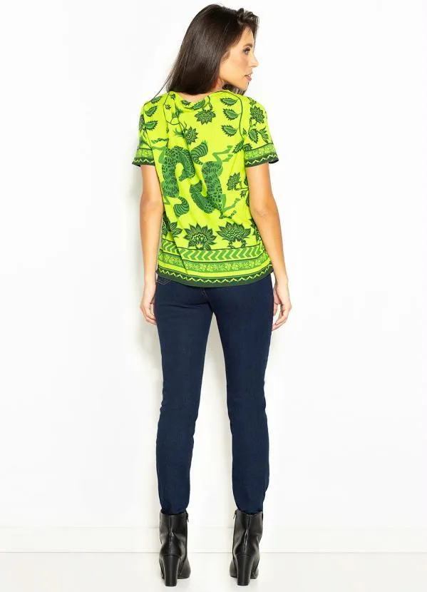 Colcci - Camiseta de Viscose Estampada Verde 4