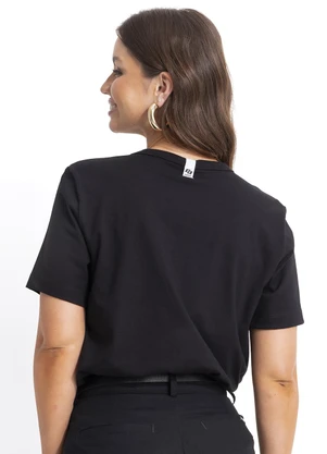 Colcci - Camiseta em Malha Preto - COLCCI