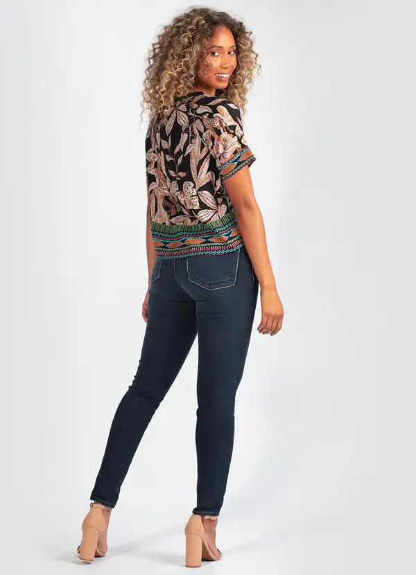 Colcci - Camiseta em Viscose Estampado 4