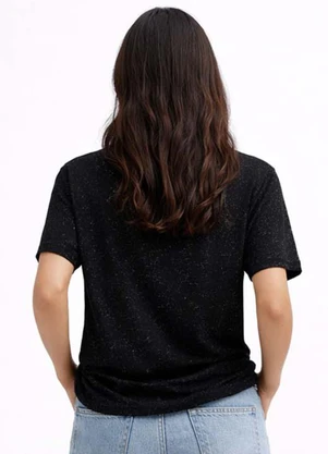 Infinita Cor - Camiseta Feminina Básica Decotada Preto - INFINITA COR