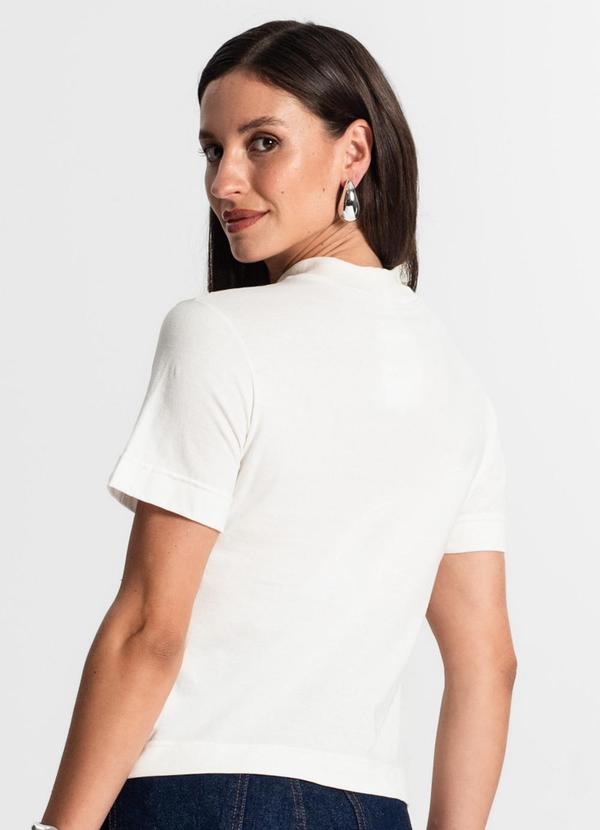 Rovitex - Camiseta Feminina Gola Alta Bege 3