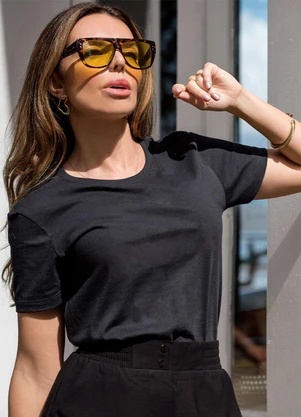 Hiatto Confecção - Camiseta Feminina Manga Curta Branca Preto - HIATTO CONFECÇÃO