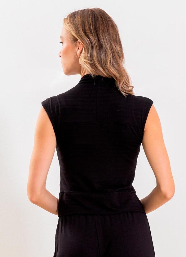 Cativa - Regata Feminina com Gola Alta Preto 2