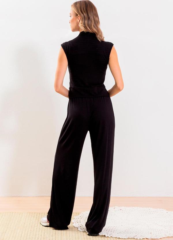 Cativa - Regata Feminina com Gola Alta Preto 4