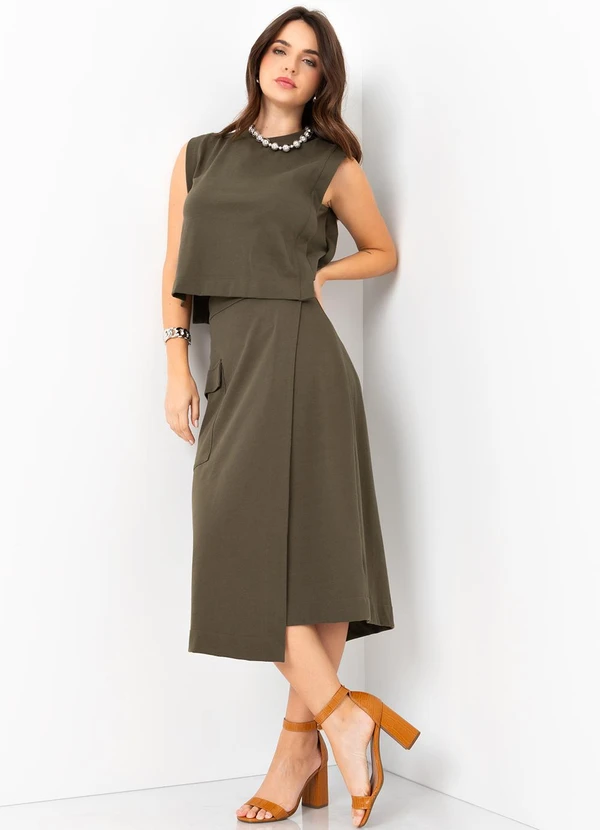 Mob - Regata Malha Detalhe Laterais Verde 9