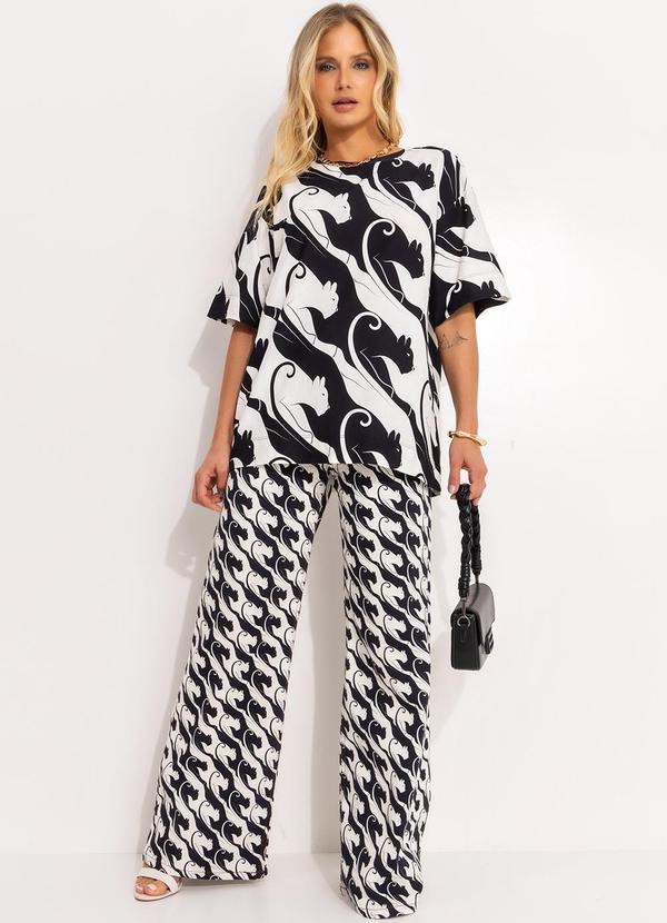 Farm - T-Shirt Básica Panteras Preto 3