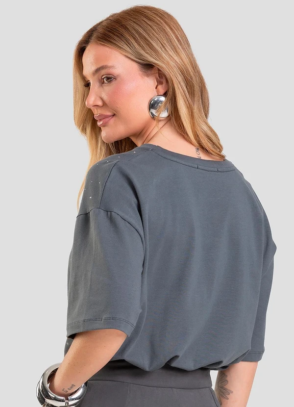 Dianna - T- Shirt Box Feminina com Strass Cinza 2