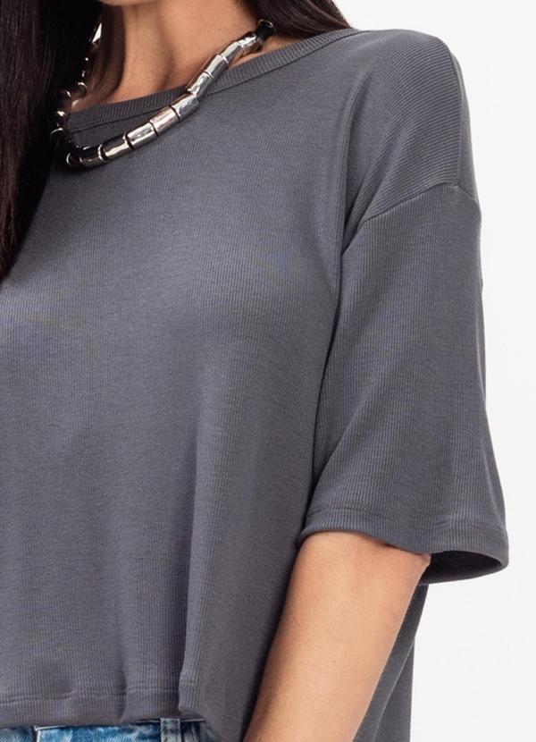 Infinita Cor - T- Shirt Feminina Canelada Cinza 4