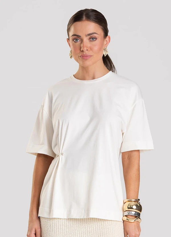 Dianna - T- Shirt Feminina com Aplique de Aviamento Bege