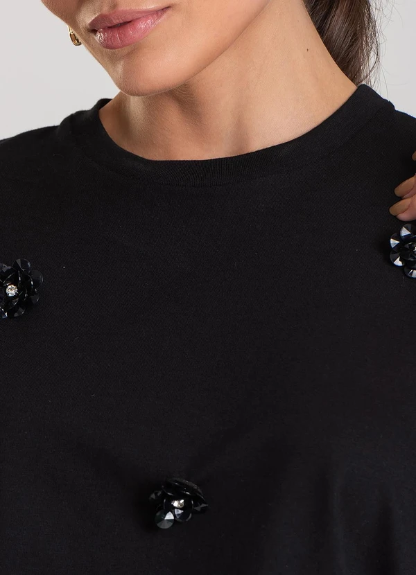 Dianna - T- Shirt Feminina com Aplique de Flores Preto 3