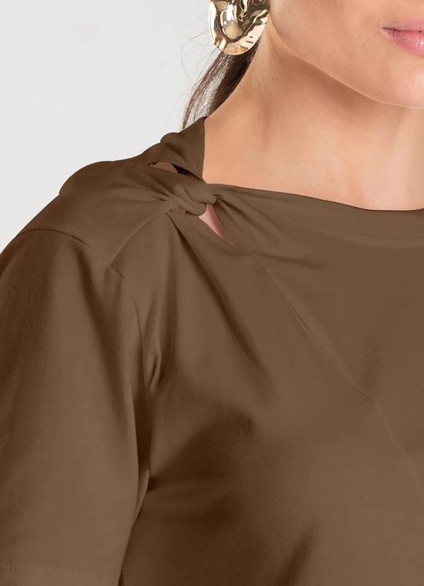 Dianna - T- Shirt Feminina com Detalhe em Nó Marrom 4