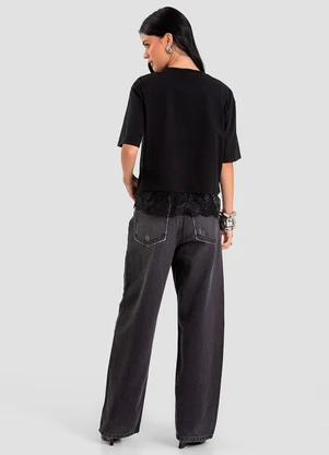 Dianna - T-Shirt Feminina em Meia Malha com Renda Preto - DIANNA