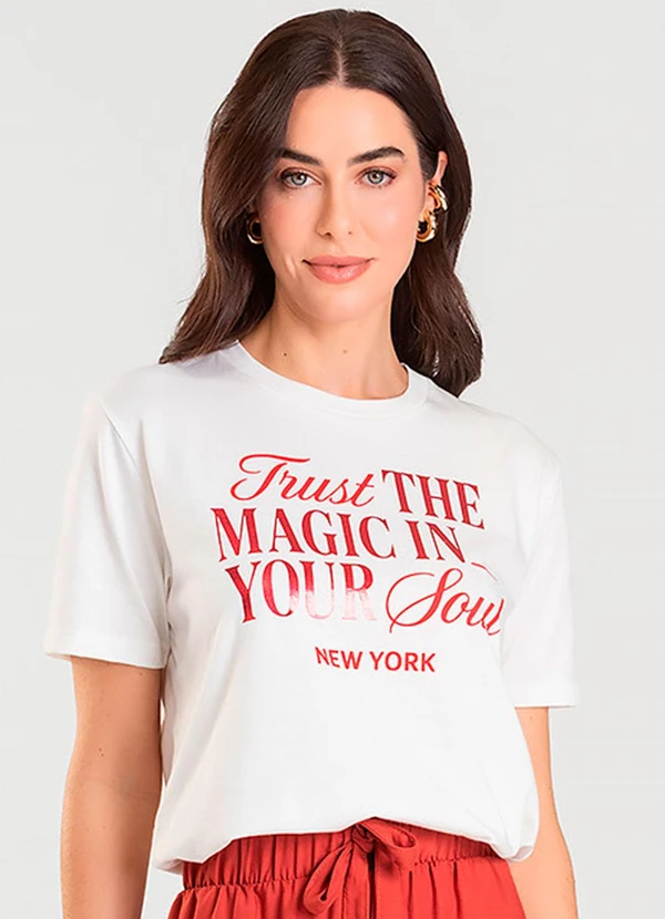 Dianna - T-Shirt Feminina Manga Curta Bege