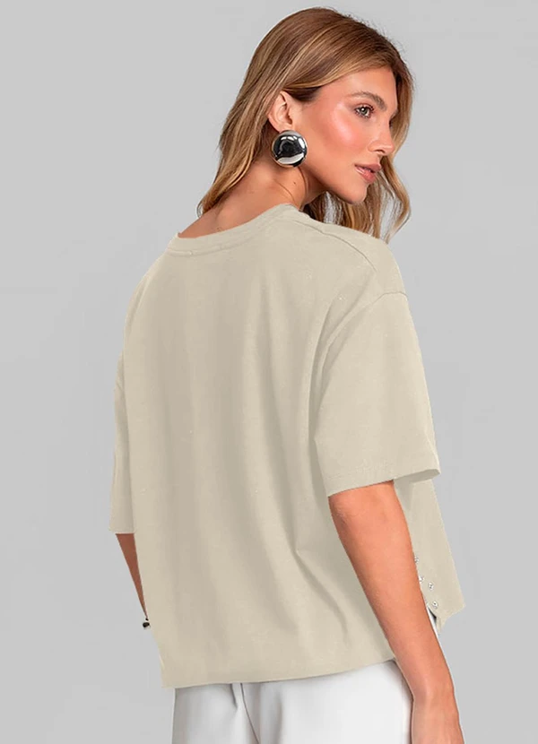 Dianna - T- Shirt Feminina Manga Curta Box Bege 2