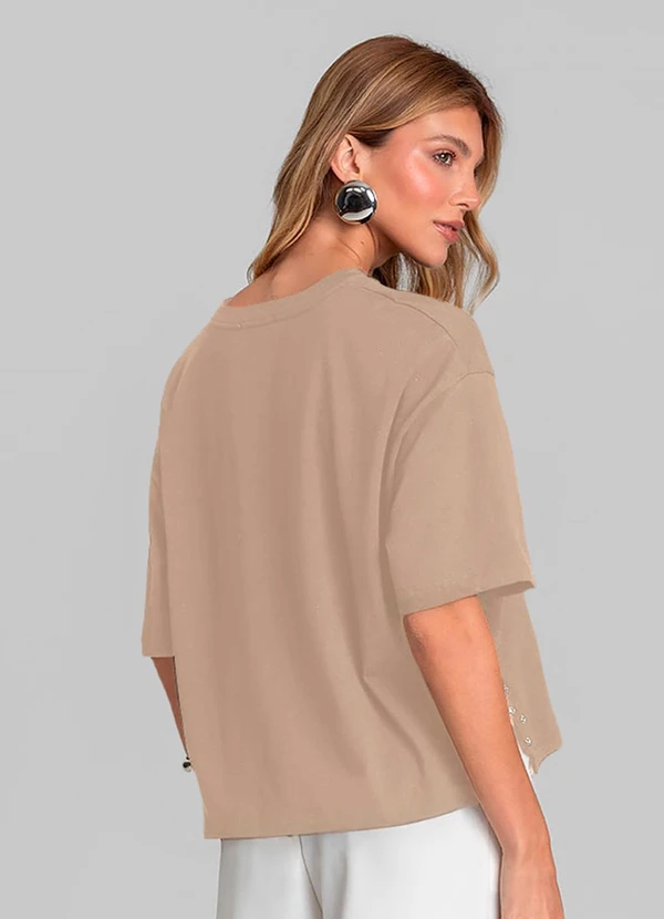 Dianna - T- Shirt Feminina Manga Curta Box Marrom 2