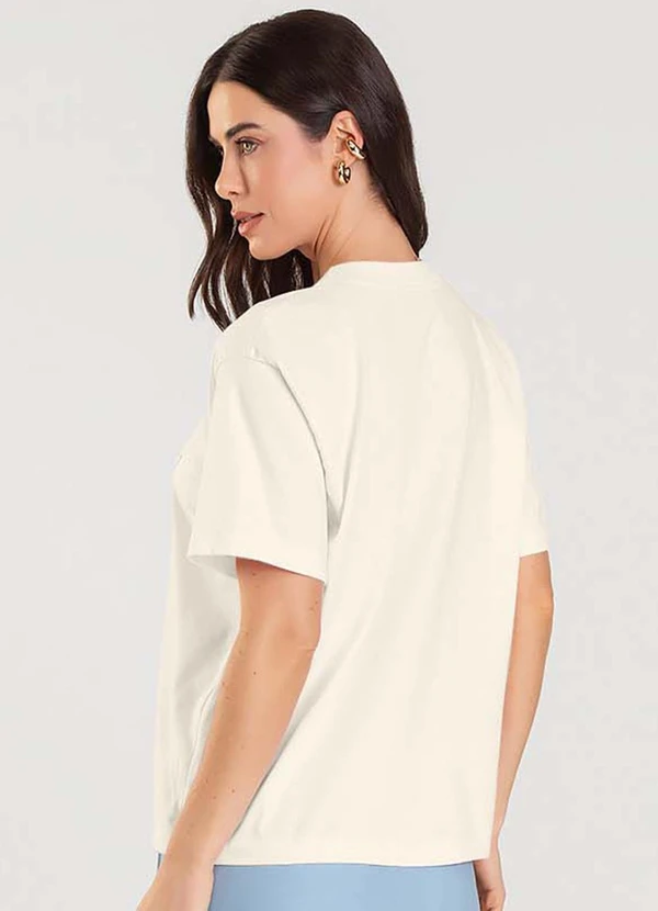 Dianna - T-Shirt Feminina Manga Curta Oversized Bege 2