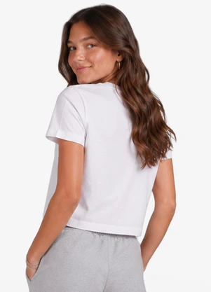 Minty - T-Shirt Feminina Meia Malha com Bordado Branco - MINTY
