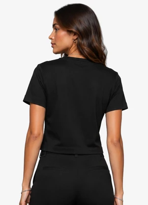 Minty - T-Shirt Feminina Meia Malha com Bordado Preto - MINTY