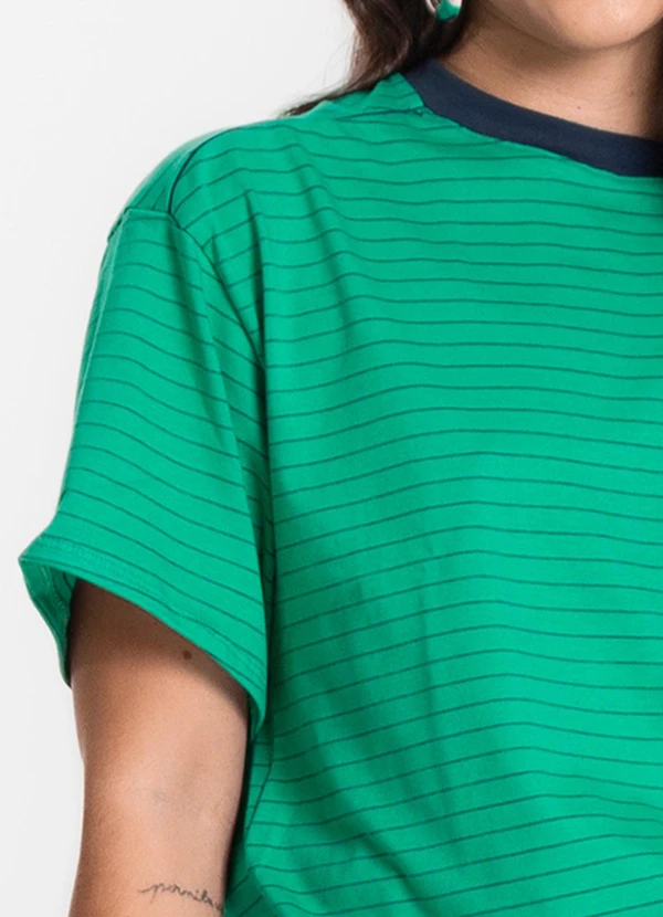 Infinita Cor - T- Shirt Feminina Verde 5