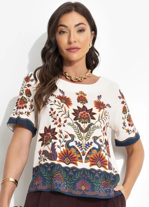 Farm - T-Shirt Jardim Maravilhoso Bege - FARM