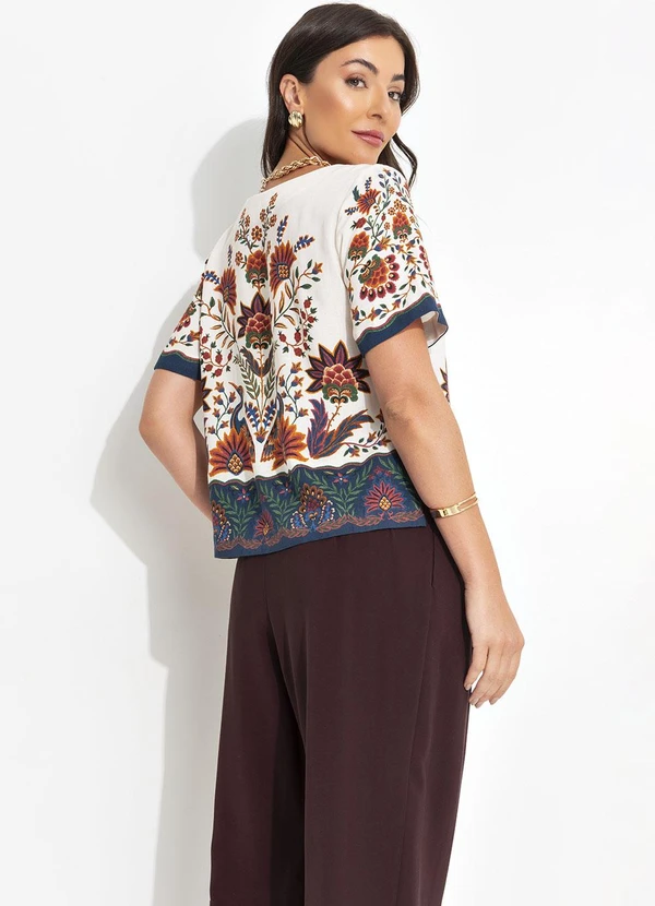 Farm - T-Shirt Jardim Maravilhoso Bege 4