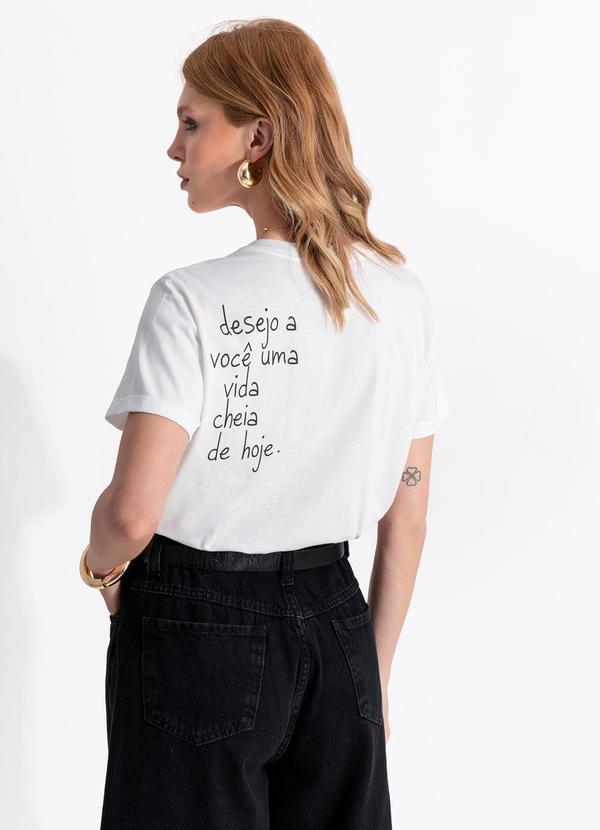 T-Shirt Off White em Malha de Algod�o By Liana Ferraz