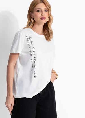 Quintess - T-Shirt Off White em Malha de Algodão By Liana Ferraz - QUINTESS