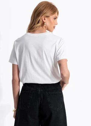Quintess - T-Shirt Off White em Malha de Algodão By Liana Ferraz - QUINTESS