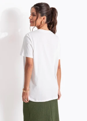 Quintess - T-Shirt Off White em Malha de Algodão - QUINTESS