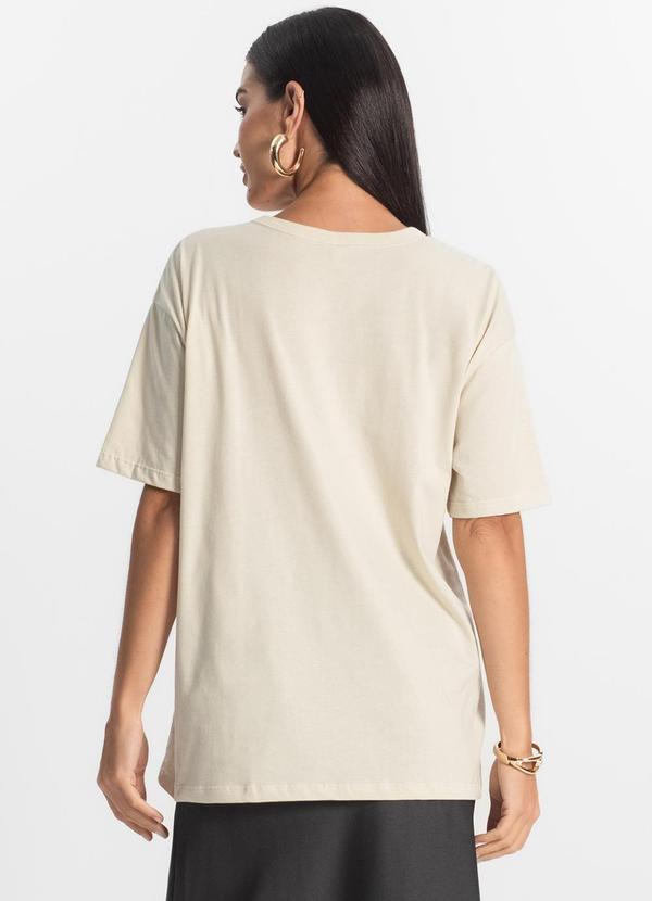 Rovitex - T-Shirt Over Básica Feminina Bege 2