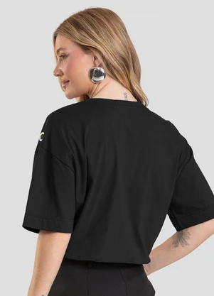 Dianna - T- Shirt Oversized Feminina com Ilhós Preto - DIANNA