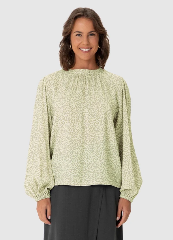 Malwee - Blusa Ampla Animal Print em Viscolinho Bege