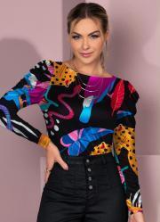 Blusa Animais Fundo Preto com Mangas Bufantes