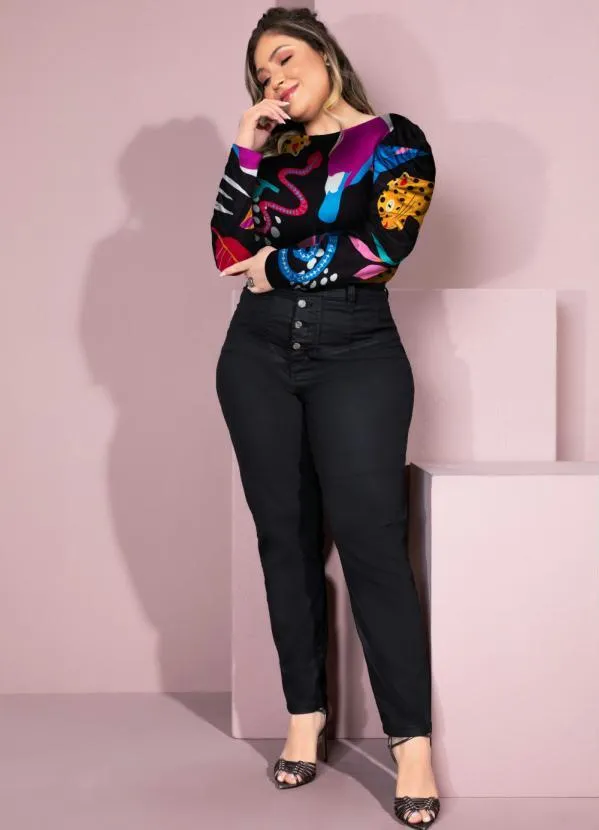 Quintess - Blusa Animais Fundo Preto com Mangas Bufantes 13