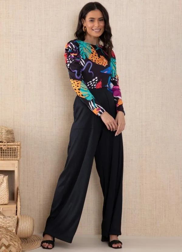 Quintess - Blusa Animais Fundo Preto com Mangas Bufantes 7