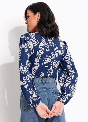 Quintess - Blusa Arabescos Azul em Malha de Viscose - QUINTESS