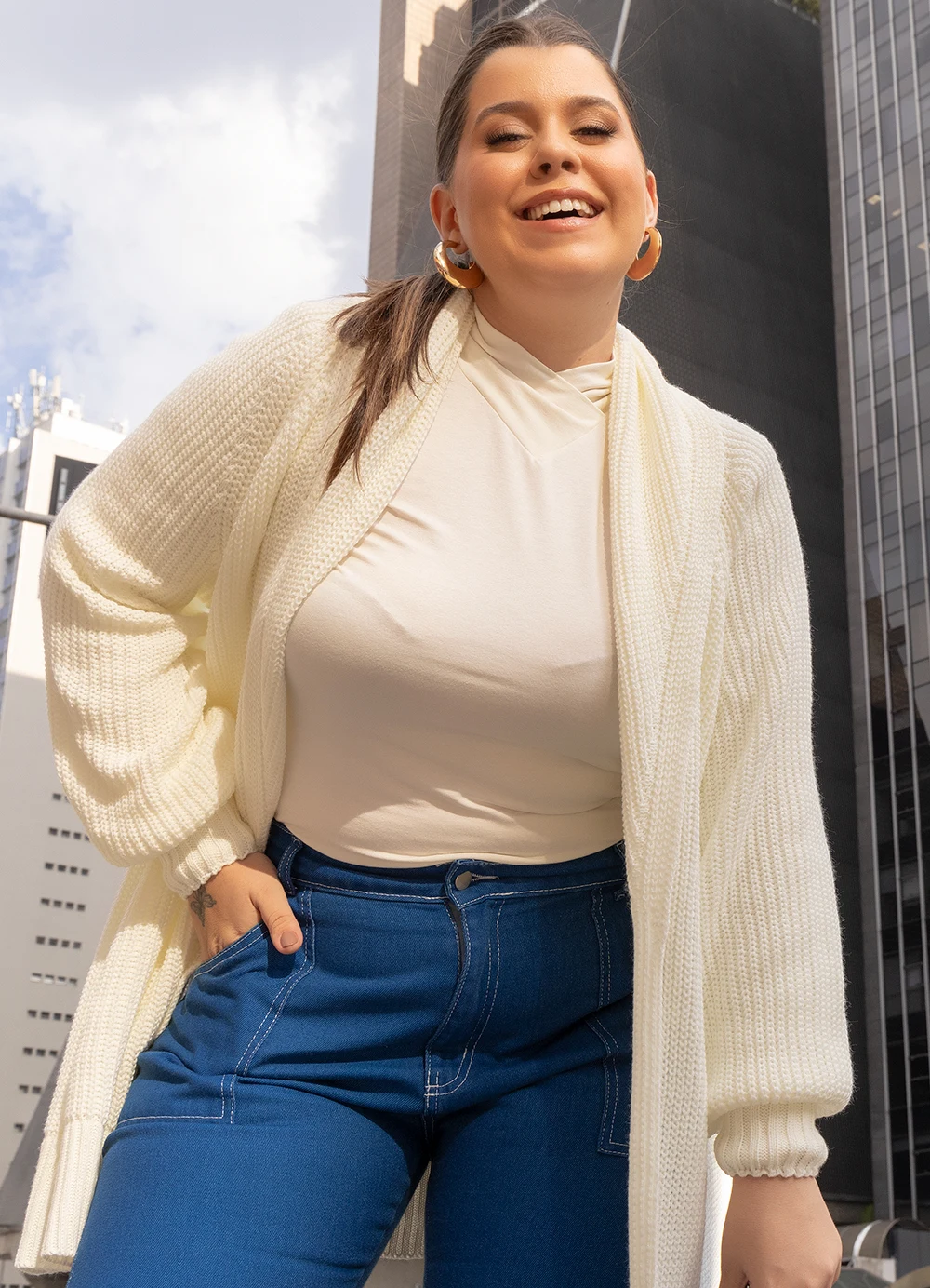   Cardigan Alongado (off white) em tricô