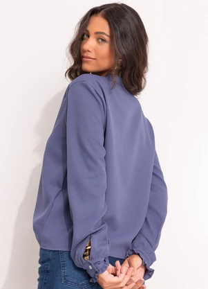Quintess - Camisa Feminina Azul em Crepe com Gola Franzida e Manga Longa - QUINTESS