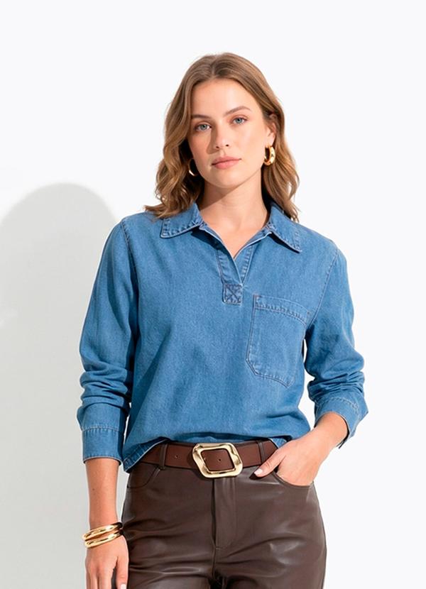 Blusa Azul Escura em Tecido Sarjado