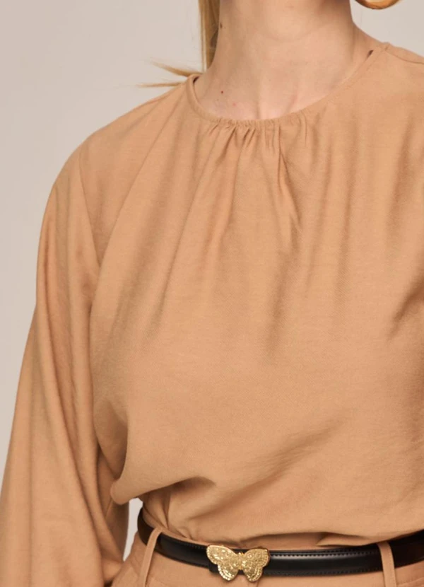 Carlota Costa - Blusa Basic com Mangas Longas Marrom 2