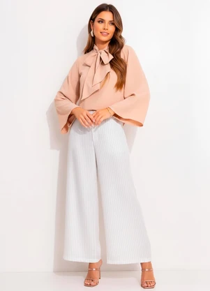 Quintess - Blusa Bege em Crepe Plano - QUINTESS