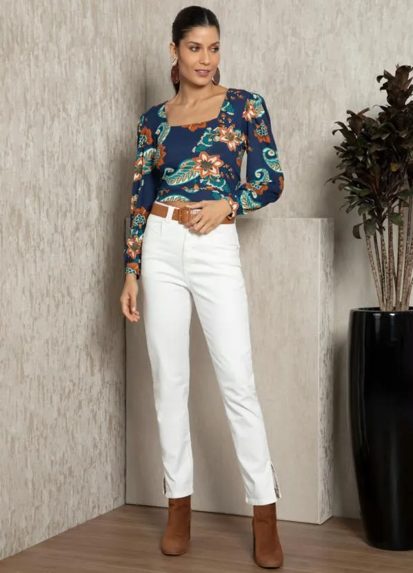 Quintess - Blusa Boho Marinho Decote Quadrado 3