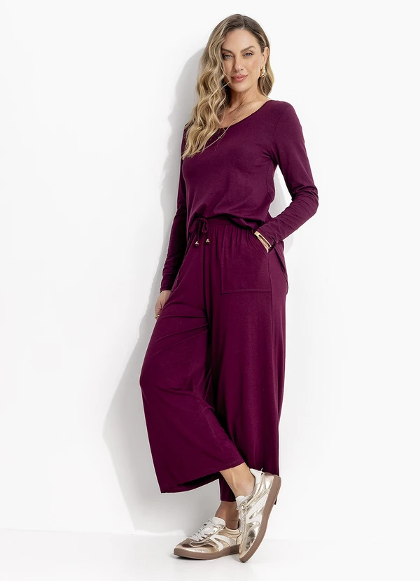 Quintess - Blusa Manga Longa Bordô em Malha de Viscose com Barra Arredondada 3